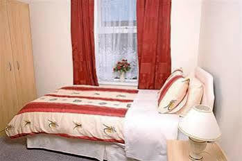 The Sleep Station Newport Newport (Gwent) Exterior foto